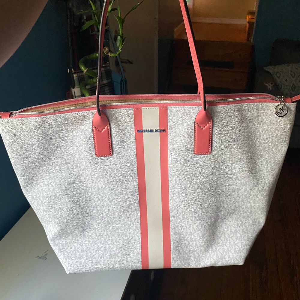 Michael Kors tote bag